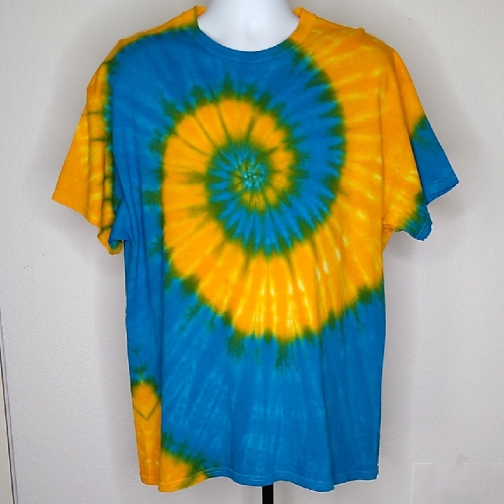 New Gildan Multicolor Tie-Dye T-Shirt - Picture 3 of 6